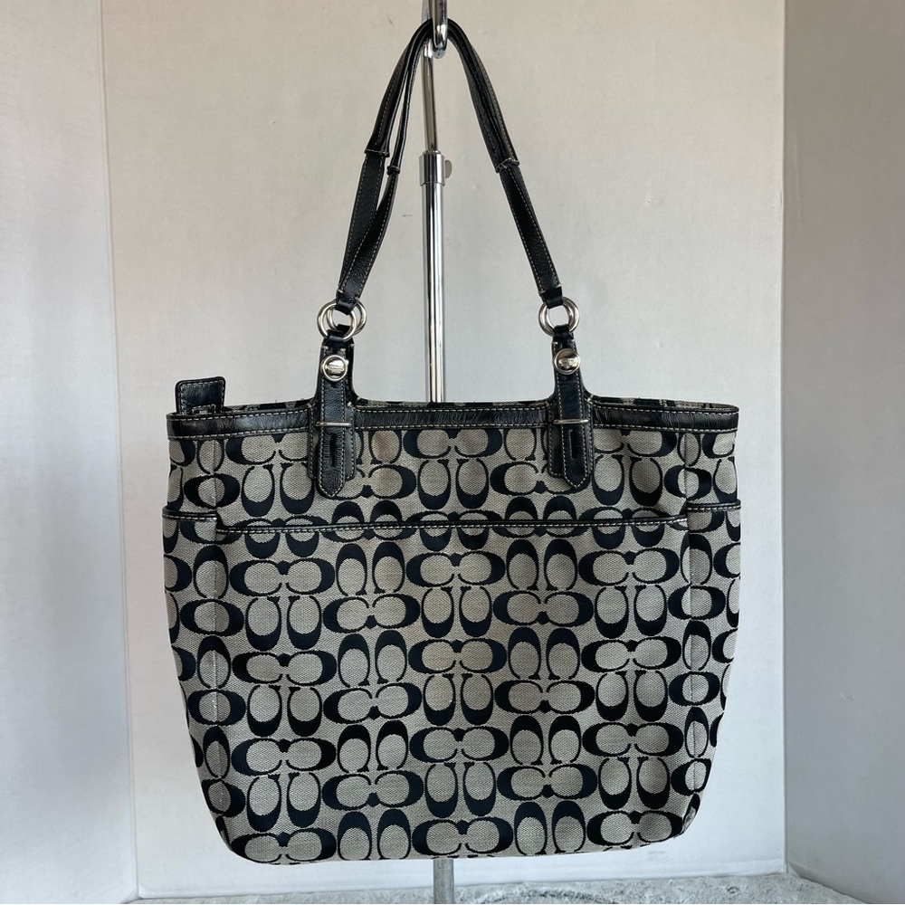 Coach Signature Canvas Leather Medium Tote Shoulder Bag Gray and  Black Zip - Picture 5 of 15